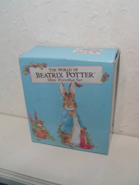  Germany Peter Rabbit miniature tea set Reutter doll house .