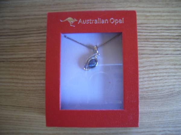 オーストラリアのオパール/ネックレス40数cm 宝石 チェーンの色：シルバー_画像3