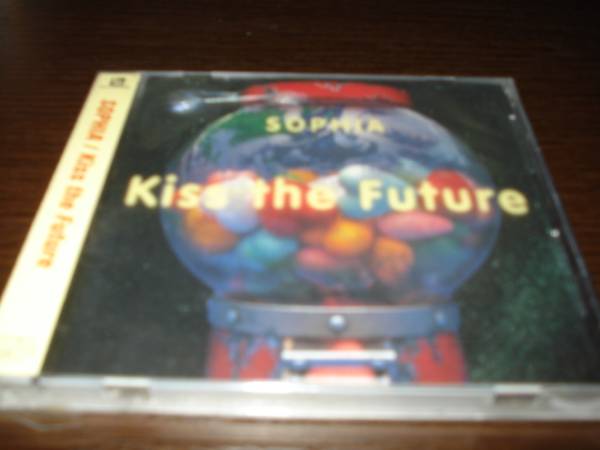 未開封品　Kiss the Future　 SOPHIA　ケース割れ_画像1