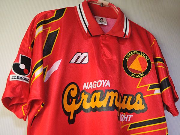 Yahoo!オークション - 古着 名古屋グランパス 94-96ホームユニ Yahoo!オークション - 古着 名古屋グランパス 94-96ホームユニ