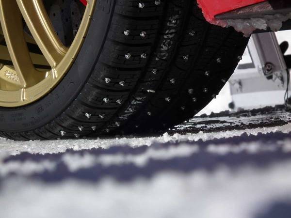 * ultimate stud nails the best grip studded snow tire ###3