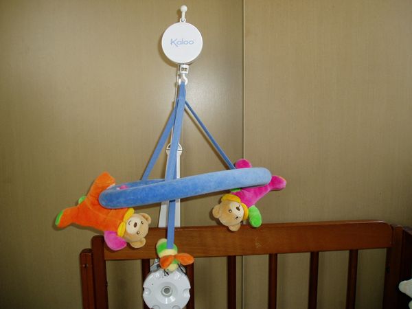 kaloo カルー★オルゴールメリー、モービル★くま