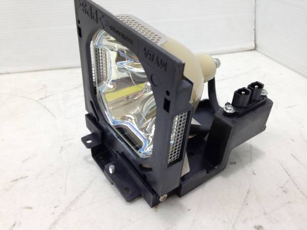 SANYO 汎用品 POA-LMP39 プロジェクター ランプ LP-XF30 LP-XF31 LP-EF30 LP-EF31 交換 ハロゲン 電球 玉 ライト 部品 修理 パーツ 消耗品