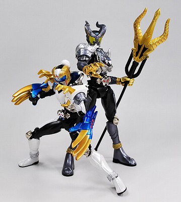 送料無料 通販 激安 超合金 装着変身 送料494 仮面ライダーレイ 仮面ライダーアーク 仮面ライダーキバ