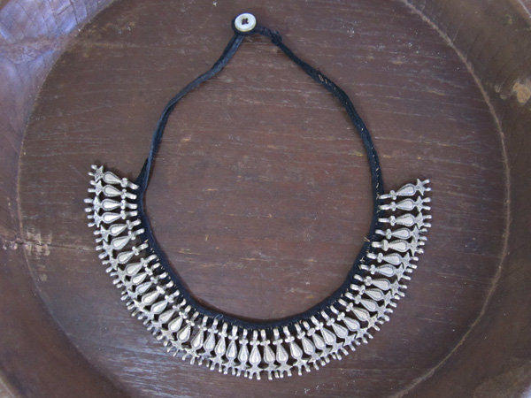  India. old metal choker 1 accessory parts 