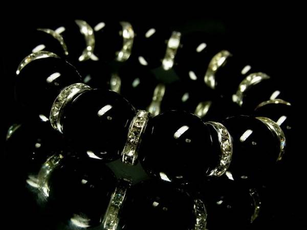 天然ブラックオニキス１６ミリ銀ロンデル_画像1