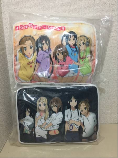 【即決?送料無料】　けいおん　放課后ティータイム　カセットテープ型クッション ★3