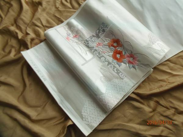 A 2313◆ 正絹 西陣 藤本織物◆プラチナ 箔二重織◆椿 刺繍 名古屋帯_画像1