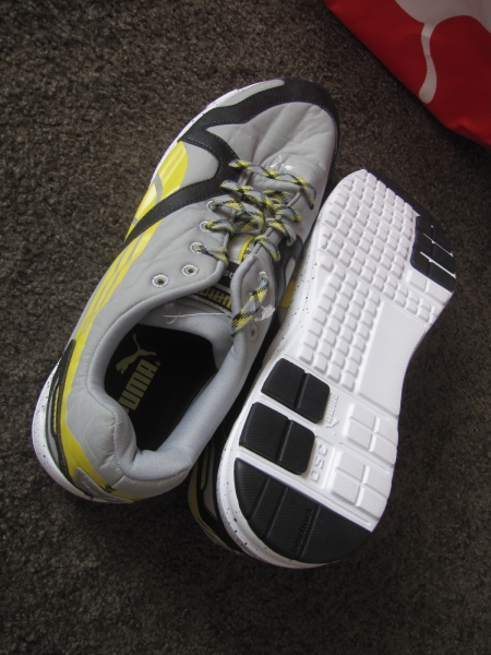 新品限定!PUMA Faas350ランニングスニーカー29CM/プーマ完売