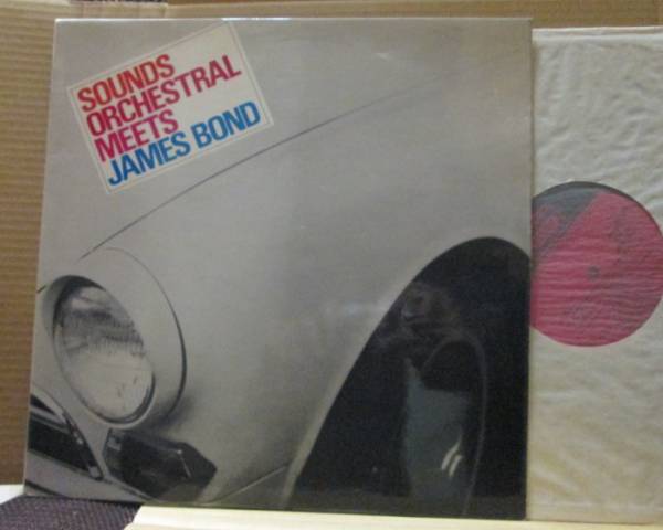 SOUNDS ORCHESTRAL MEETS JAMES BOND/johnny person/john schroe