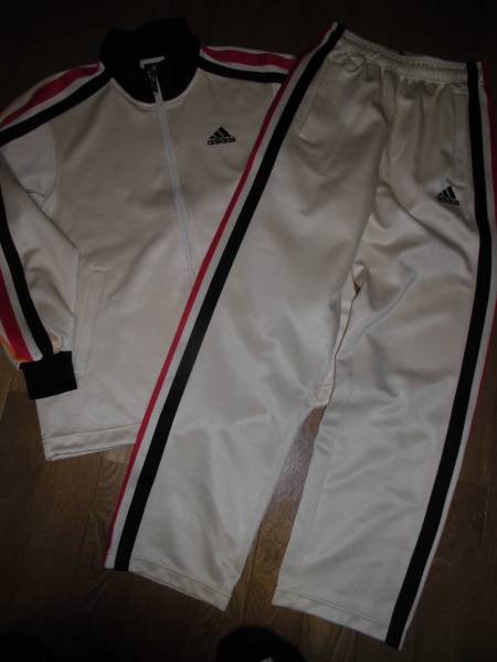 150! Adidas! jersey top and bottom set *