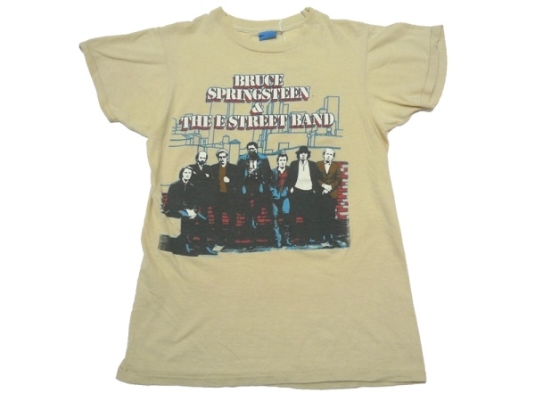 非常に高い品質 SPRINGSTEEN&THE 1980年　ビンテージ　BRUCE E BAND　ベージュ　Tシャツ　M　100%コットン　USA製　ロックT STREET イラスト、キャラクター
