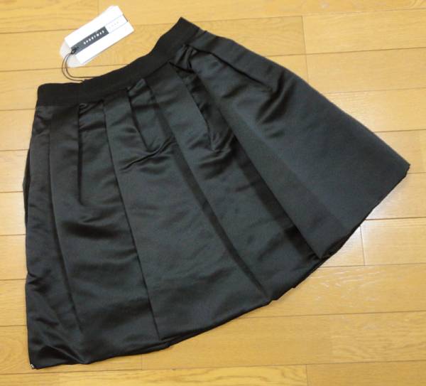 新品79%OFF マックスマーラ　Max Mara　プリーツスカート　ブラック　42サイズ_画像1