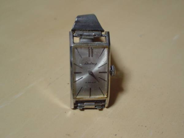 アンティーク　手巻式　１７石　DESTRAY　婦人用腕時計　角型_画像1
