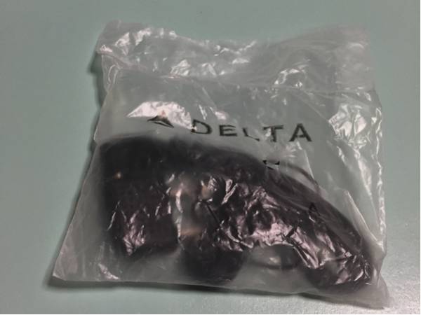 DELTA machine inside distribution earphone Delta Air Lines free shipping 