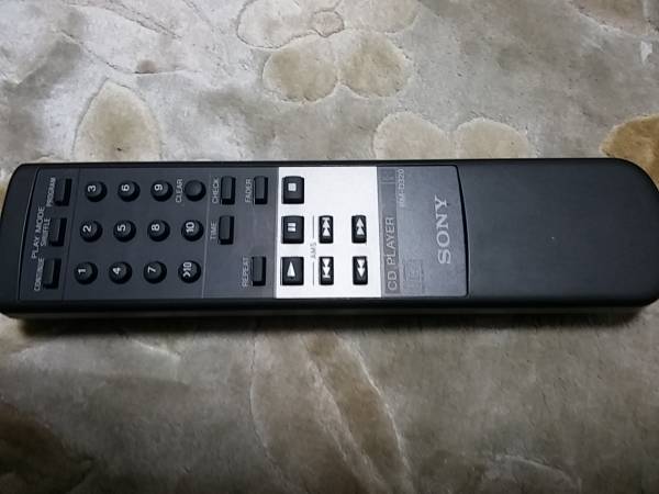 SONY audio remote control *RM-D320* Junk 