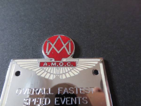  Aston Martin owner's Club memory emblem badge *007