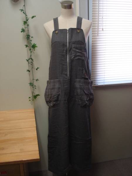  unused *Mouve on Mouve* jumper skirt overall overall regular price 16,800