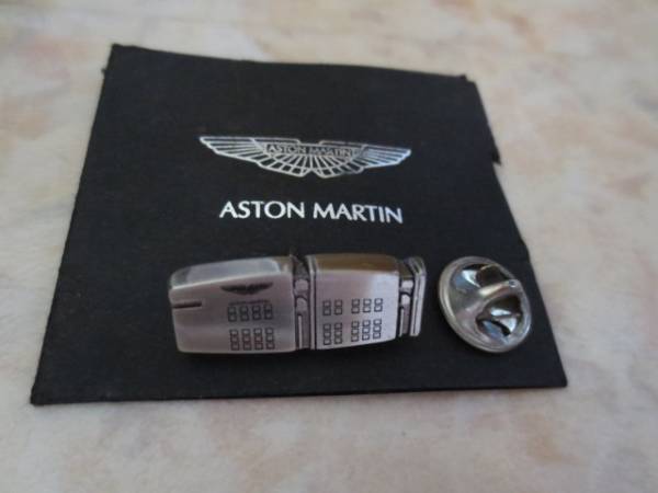  rare goods! Aston Martin limitation pin badge * Bentley Britain car 007