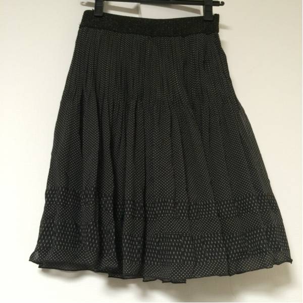  Strawberry Fields * skirt unused free size 
