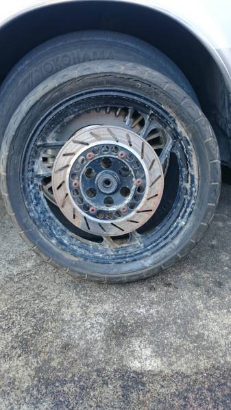FZ400R/46X переднее колесо 