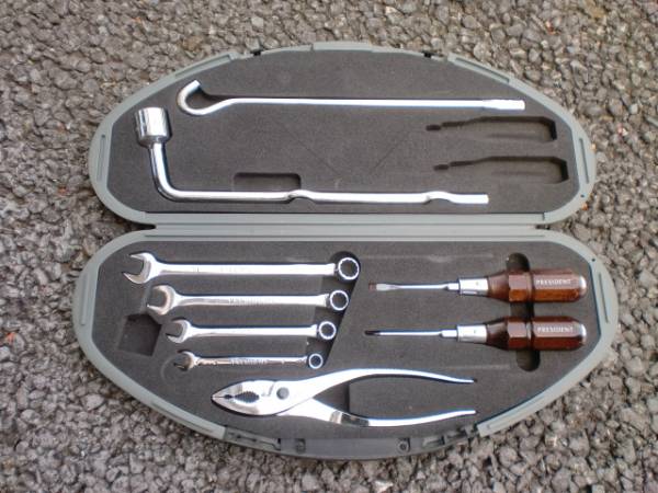 サーフェイスマット付シンプルFRP材料セット,樹脂20kg 工具 サーフェイスマット付シンプルFRP材料セット,樹脂20kg 工具