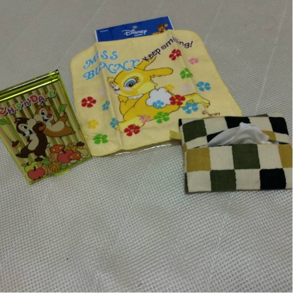 ミス?バニー/タオル＆チップとデール/鏡＆ティシュ入 未使用