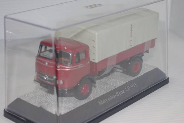 1/43 EBBRO Premium ClassicXXs Mercedes Benz LP911 красный 