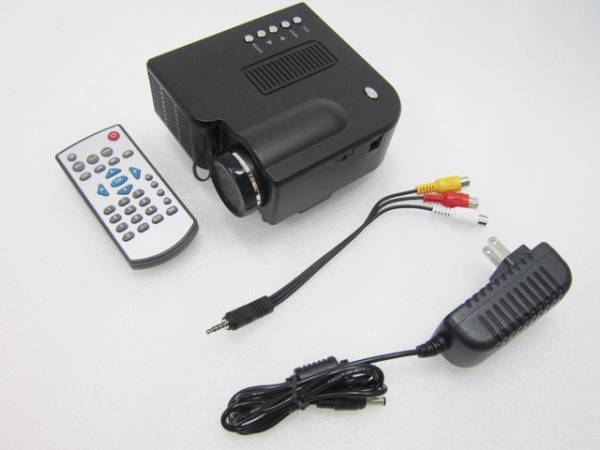 640×480 小型プロジェクター VGA HDMI 20インチ～100インチ 管理番号[DC0469A9]_画像1