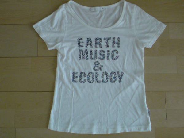 earth music&ecology アース◎ロゴプリントTシャツ/白/S_画像1