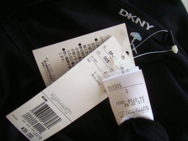  tag attaching DKNY black One-piece dress sizeS Donna Karan 