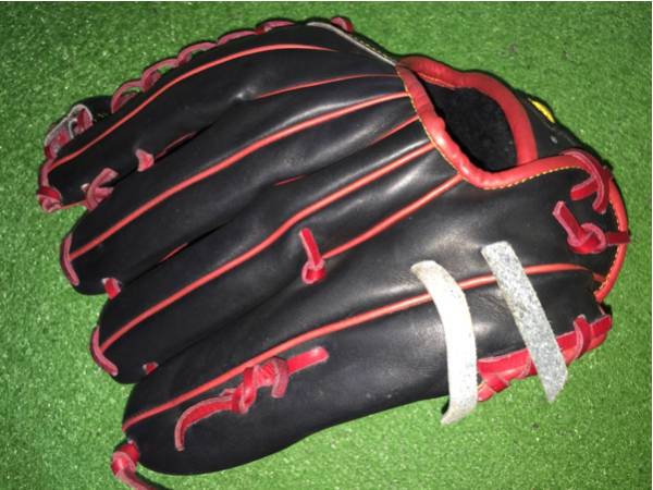 オリックス52 坂口智隆'08~'10実使用グラブ(記念グローブ オリックス52 坂口智隆'08~'10実使用グラブ(記念グローブ