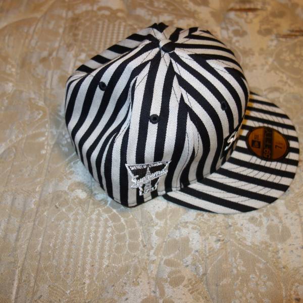 !_supreme striped box logo new era чёрный 7 1/8