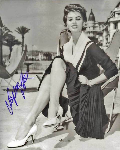 ソフィア・ローレン Sophia Loren サイン フォトの画像1