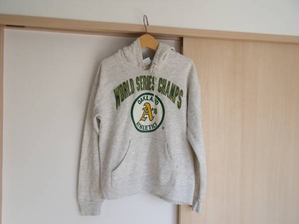 MADE IN USA OAKLAND ATHLETICS Lee アメリカ製 パーカ_画像1