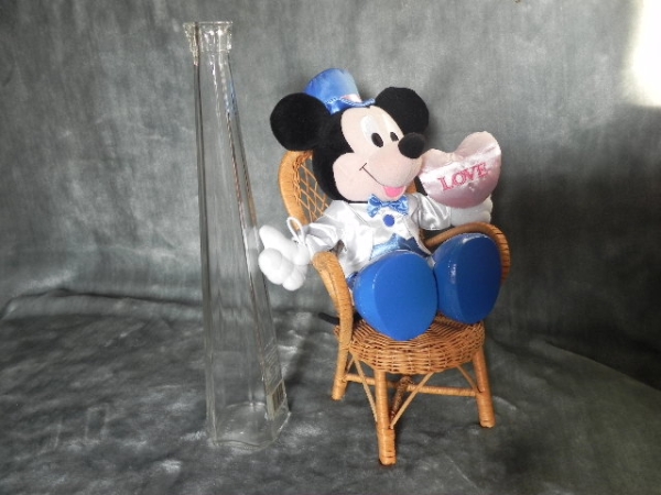 ＜LOVEミッキー　スモールラタンの椅子　展示品2點＞