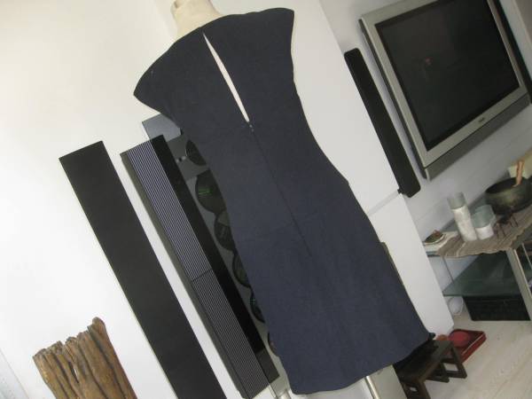 CHANELシャネルの完売ワンピース☆エレガントな紺☆2008年春物