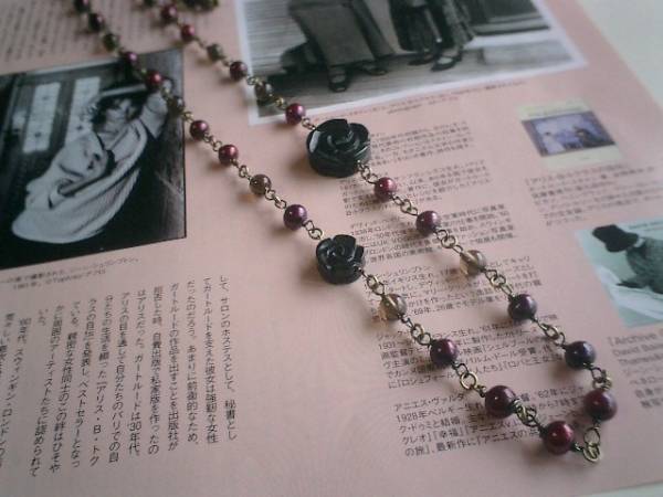 パンク・ガール・・シリーズです♪オニキスの薔薇・・