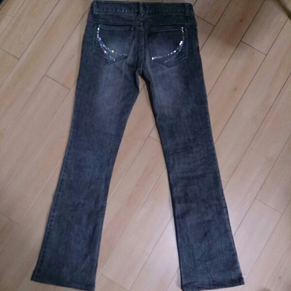 QUEENS COURT JEANSクイーンズコート24ジーンズラインストーン付