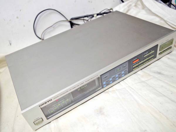 ☆オンキヨー FM STEREO/AMチューナー T-890☆A-1_画像2