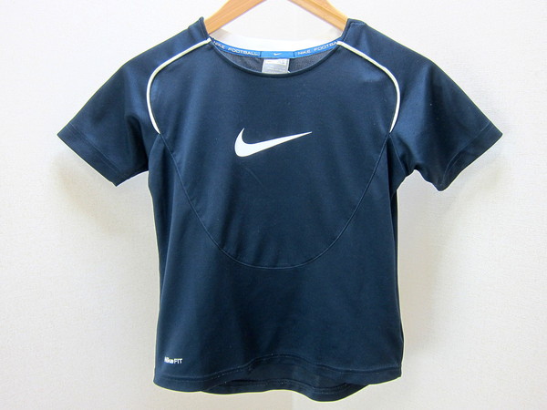 ■ナイキ/NIKE★ロゴ入り紺色サッカー半袖ジョグシャツXS■#F_画像1