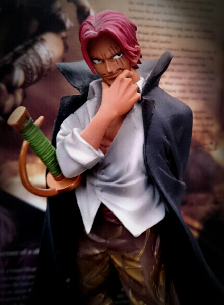 ヤフオク One Piece ワンピース 赤髪のシャンクス フィギュア