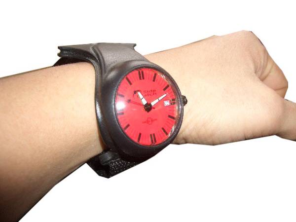 サイドウォッチ、スイス、黒／赤、新品、ベルクロ、腕時計_サイドウォッチ、スイス製、新品
