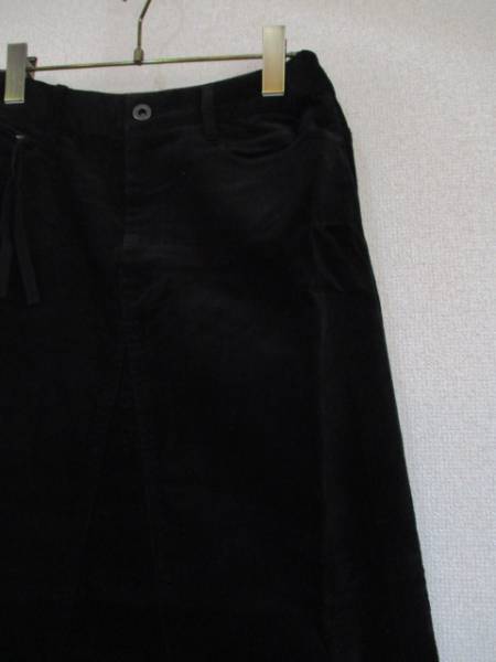 TABASA黒コーデュロイAラインロングスカート（USED）91016_画像2