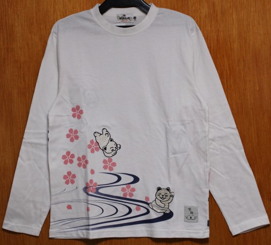 SALE！絡(luò)繰魂?10 (XL)263162 さくらだにゃ～笑貓刺繍長(zhǎng)袖Ｔシャツ