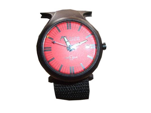 サイドウォッチ、スイス製、黒赤、新品