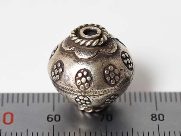 *. hoe . tonbodama * prompt decision! Curren silver stamp . equipment ornament . was decorated with large circle beads D2 Karen silver 925 silver parts 