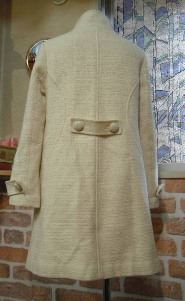  beautiful goods / fine quality MINIMUM Minimum / on goods coat / wool ./ eggshell white /1