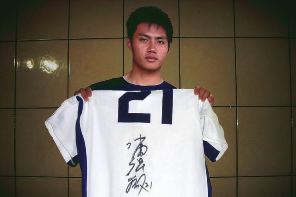 中日ドラゴンズ チェン10年公式戦実使用直筆サインジャージー 中日ドラゴンズ チェン10年公式戦実使用直筆サインジャージー