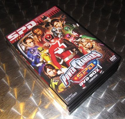 中古 DVD「Power Rangers S.P.D. 特捜戦隊デカレンジャー」全2巻